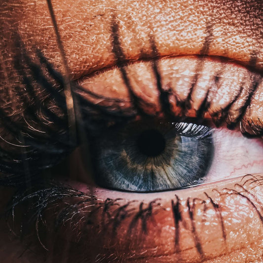 Efek Samping Lash lift: Bahaya Nggak Sih untuk Bulu Mata?